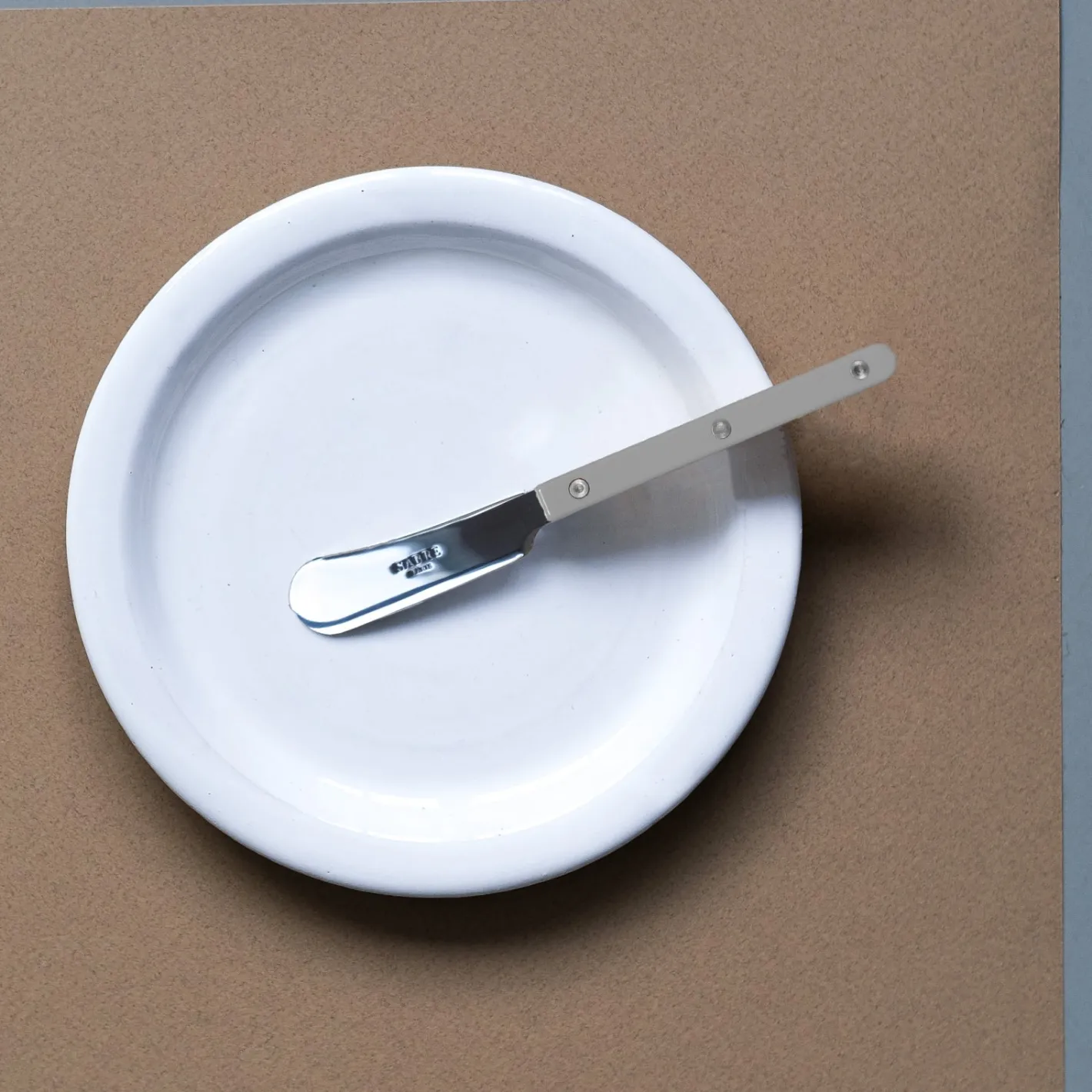 Sabre Paris Bistrot Solid, Grey | Butter Spreader