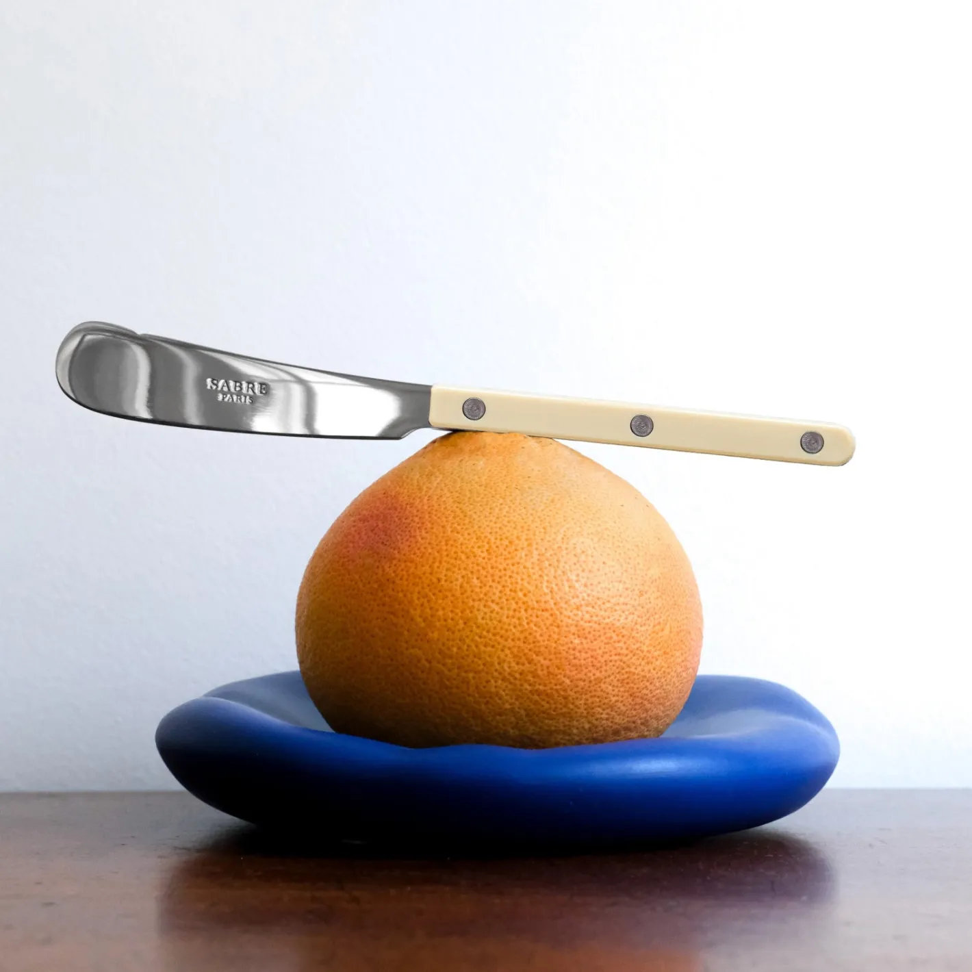 Sabre Paris Bistrot Solid, Ivory | Butter Knife