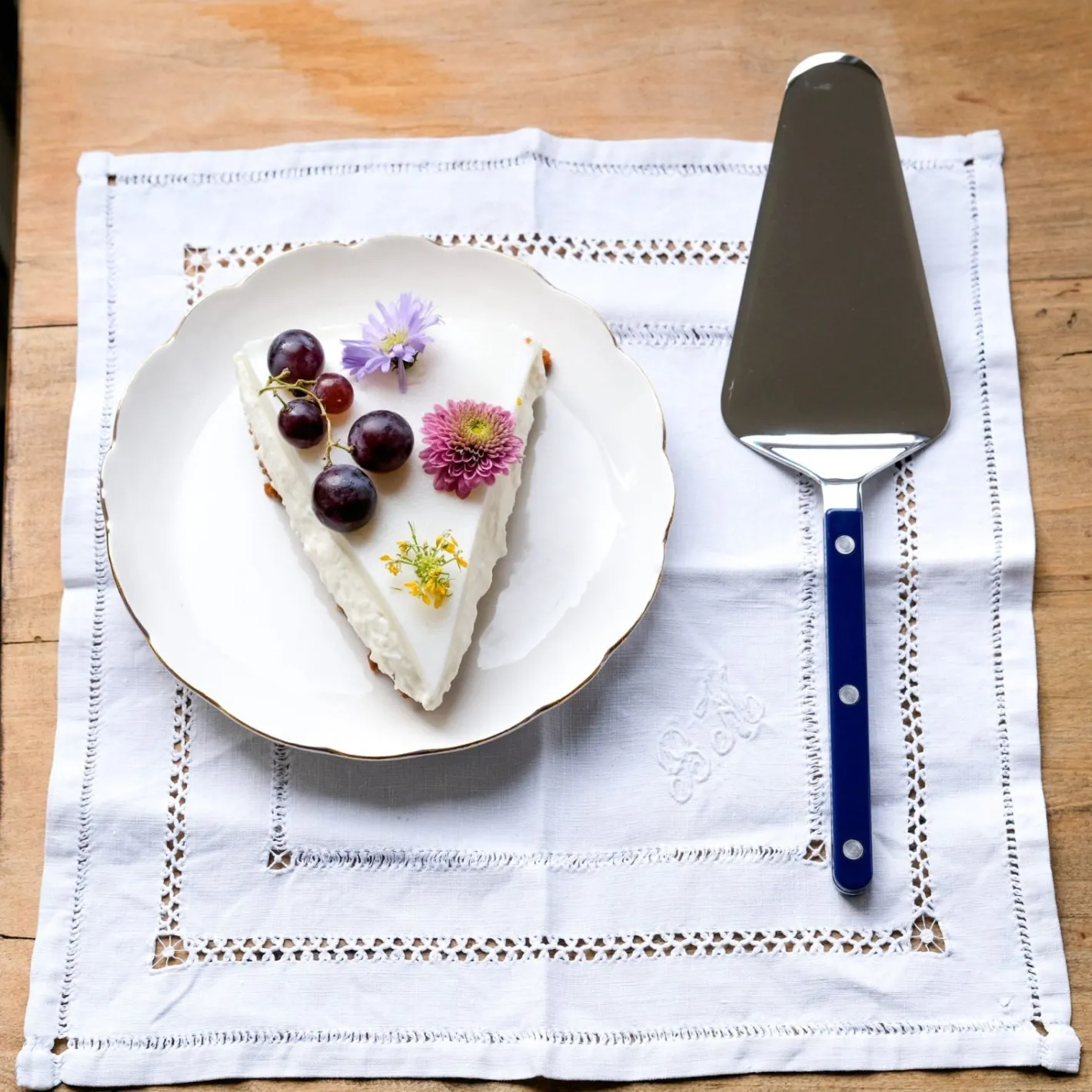 Sabre Paris Bistrot Solid, Navy blue | Tart Server