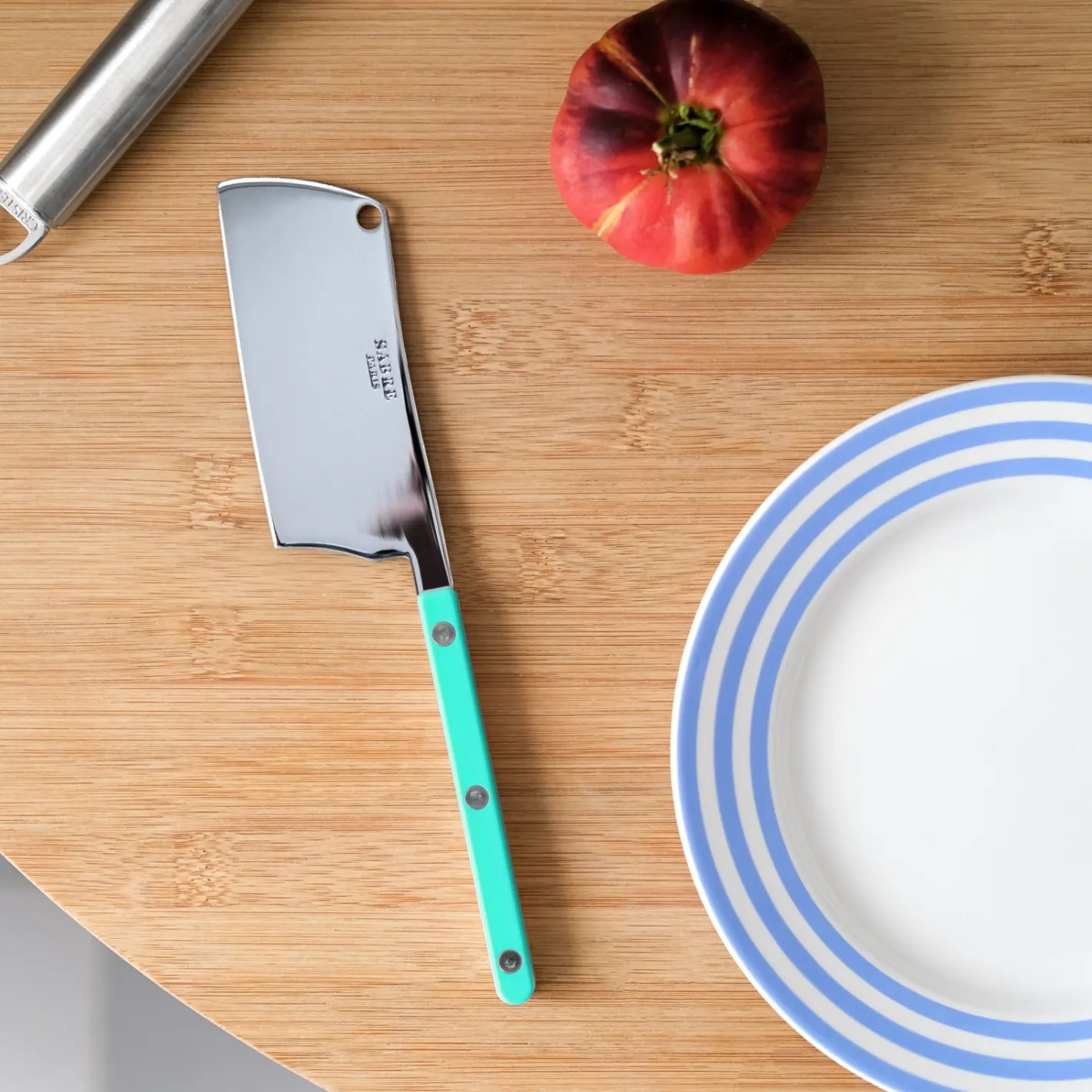 Sabre Paris Bistrot Solid, Pastel green | Cheese Cleaver
