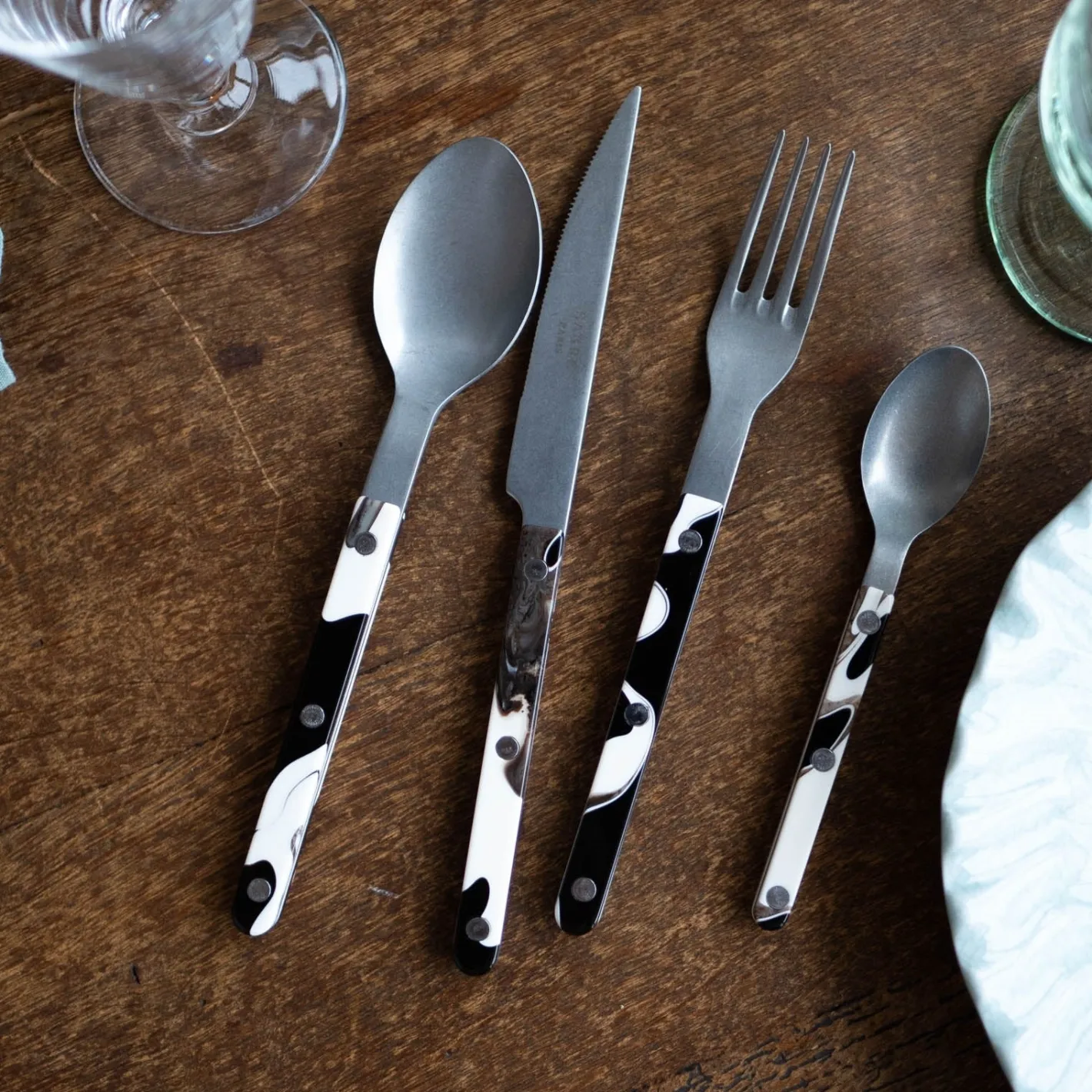 Sabre Paris Bistrot Vintage Dune, Dune Black | 48 Pieces Set