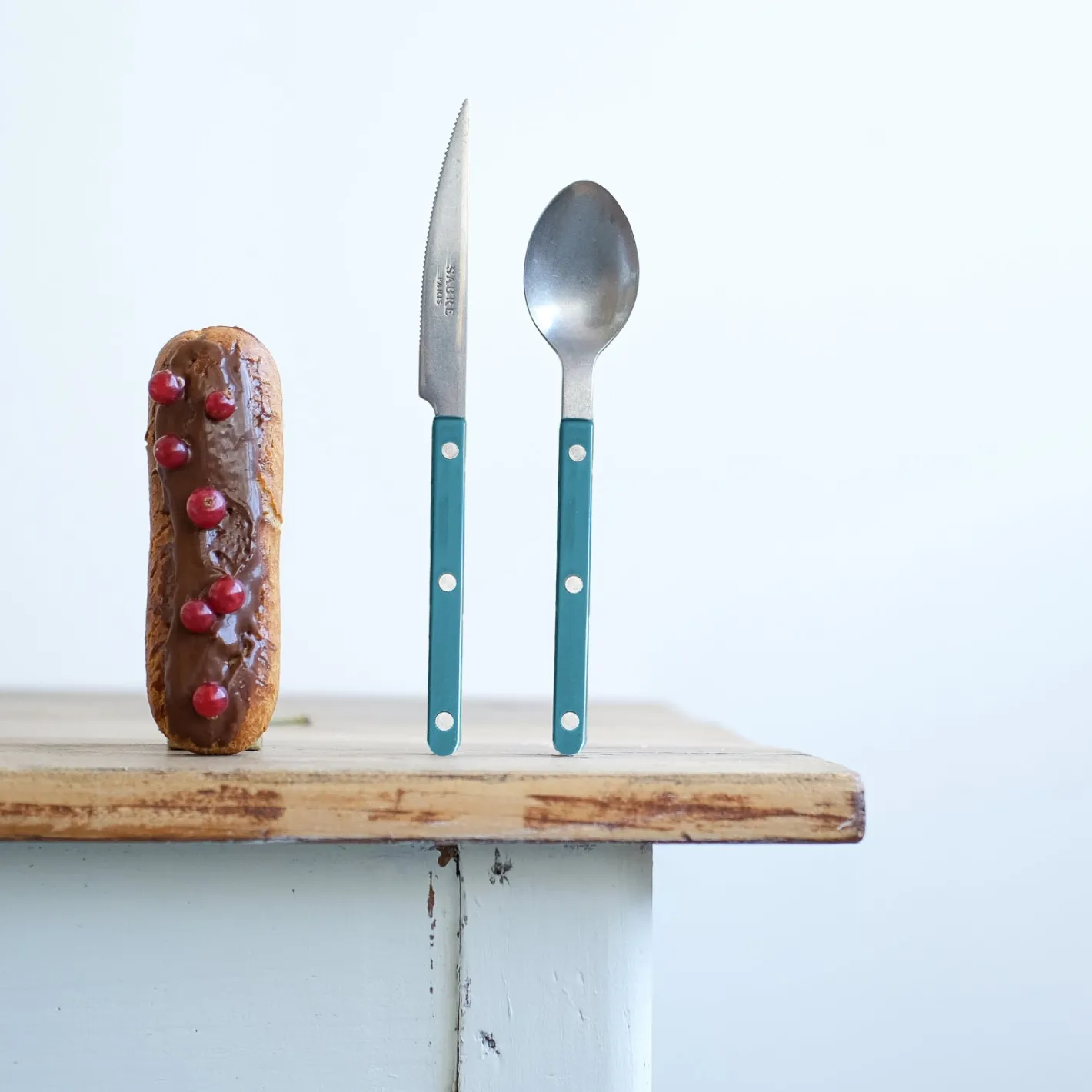 Sabre Paris Bistrot Vintage Solid, Aquamarine | Dessert Knife