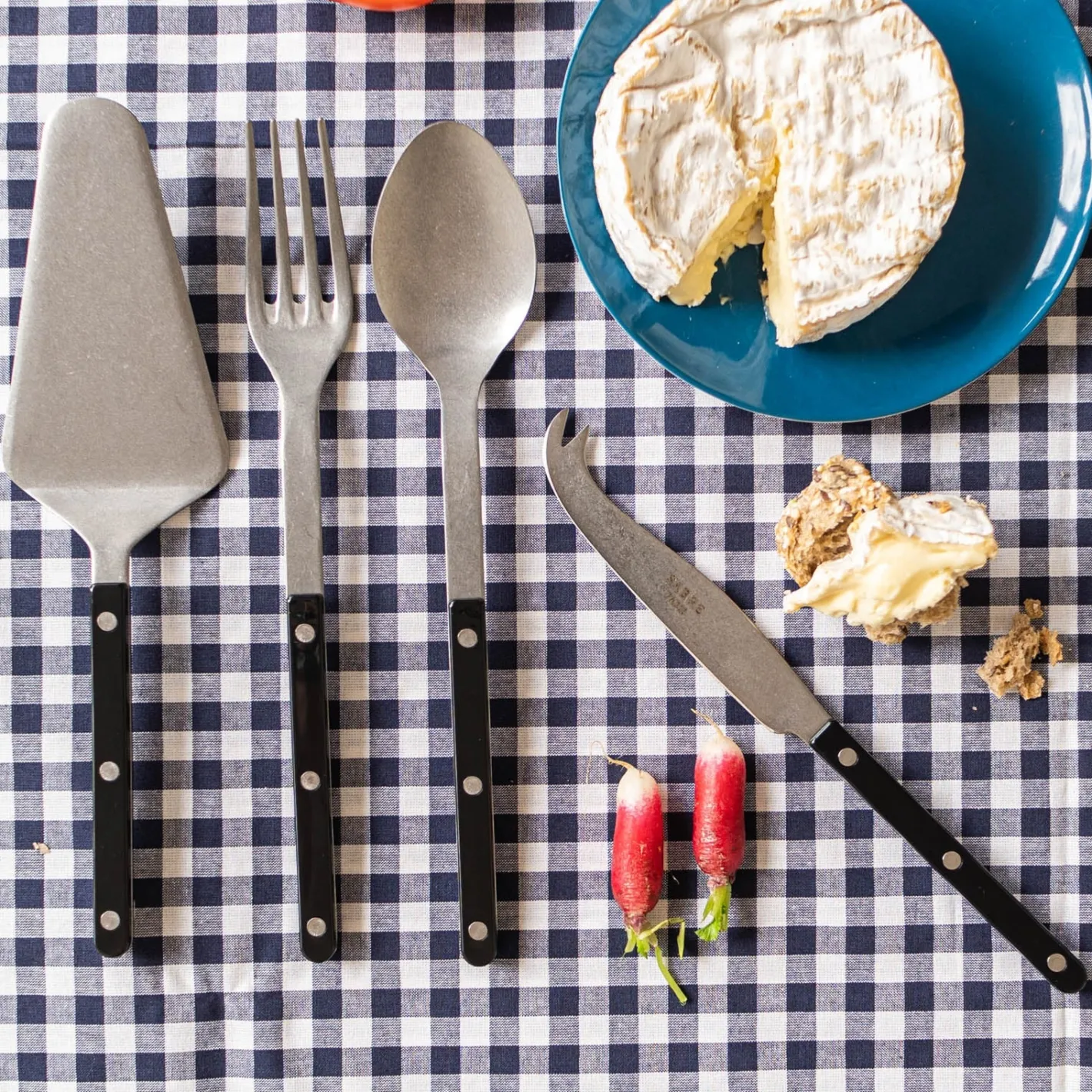 Sabre Paris Bistrot Vintage Solid, Black | Set Of 4 Must-have Serving Pieces