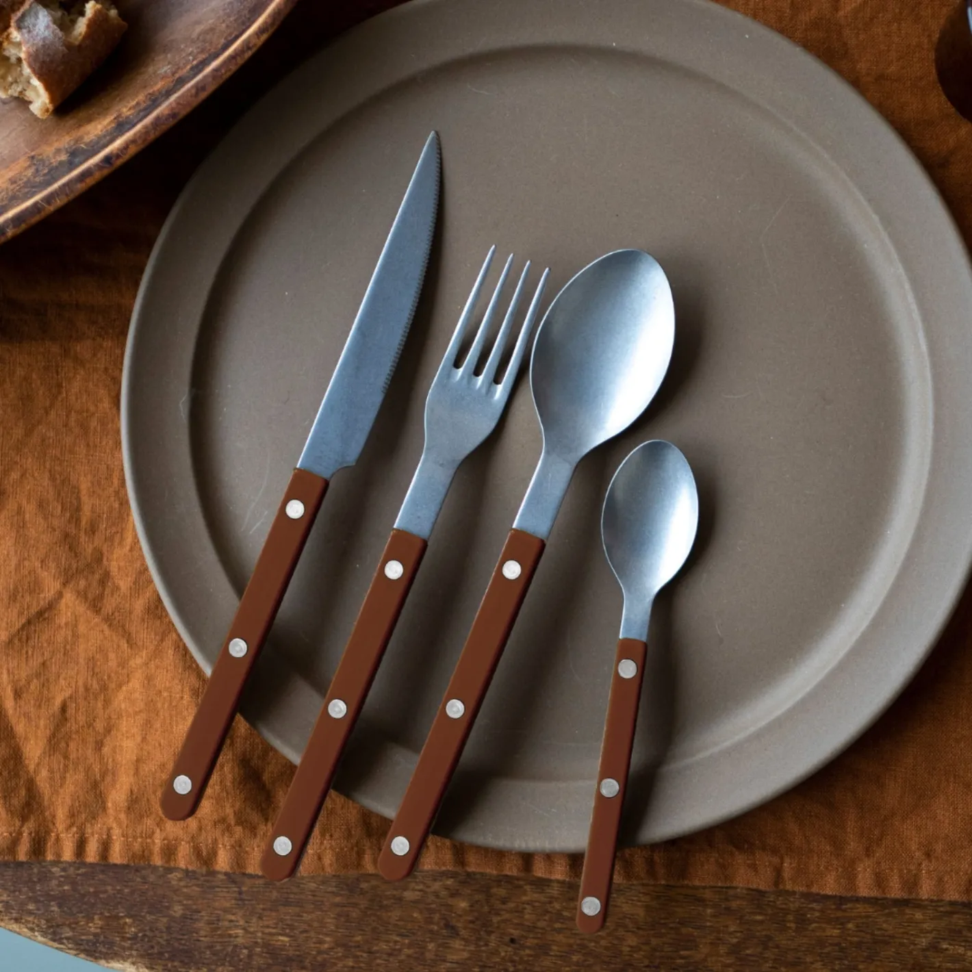 Sabre Paris Bistrot Vintage Solid, e | 48 Pieces Set