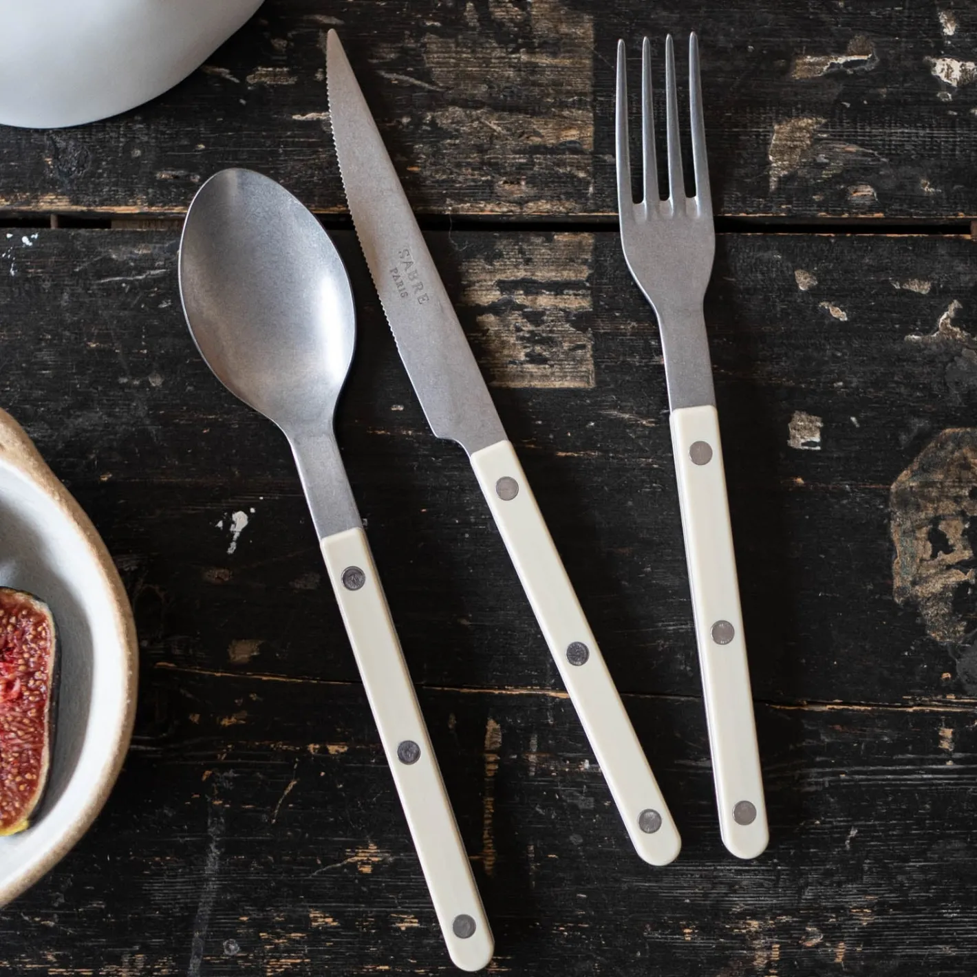 Sabre Paris Bistrot Vintage Solid, Ivory | Dinner Knife