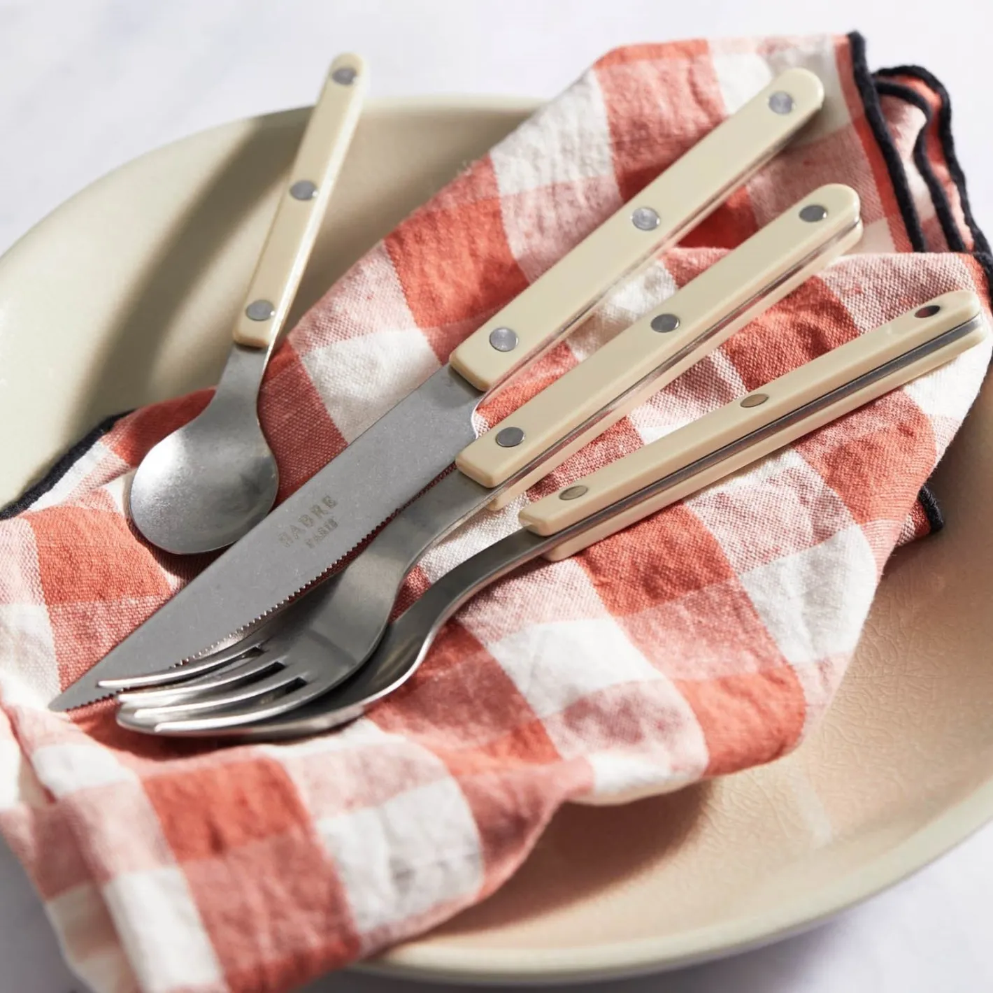Sabre Paris Bistrot Vintage Solid, Light kaki | 48 Pieces Set