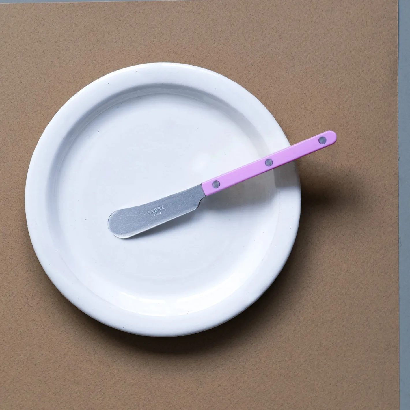 Sabre Paris Bistrot Vintage Solid, Pink | Butter Spreader