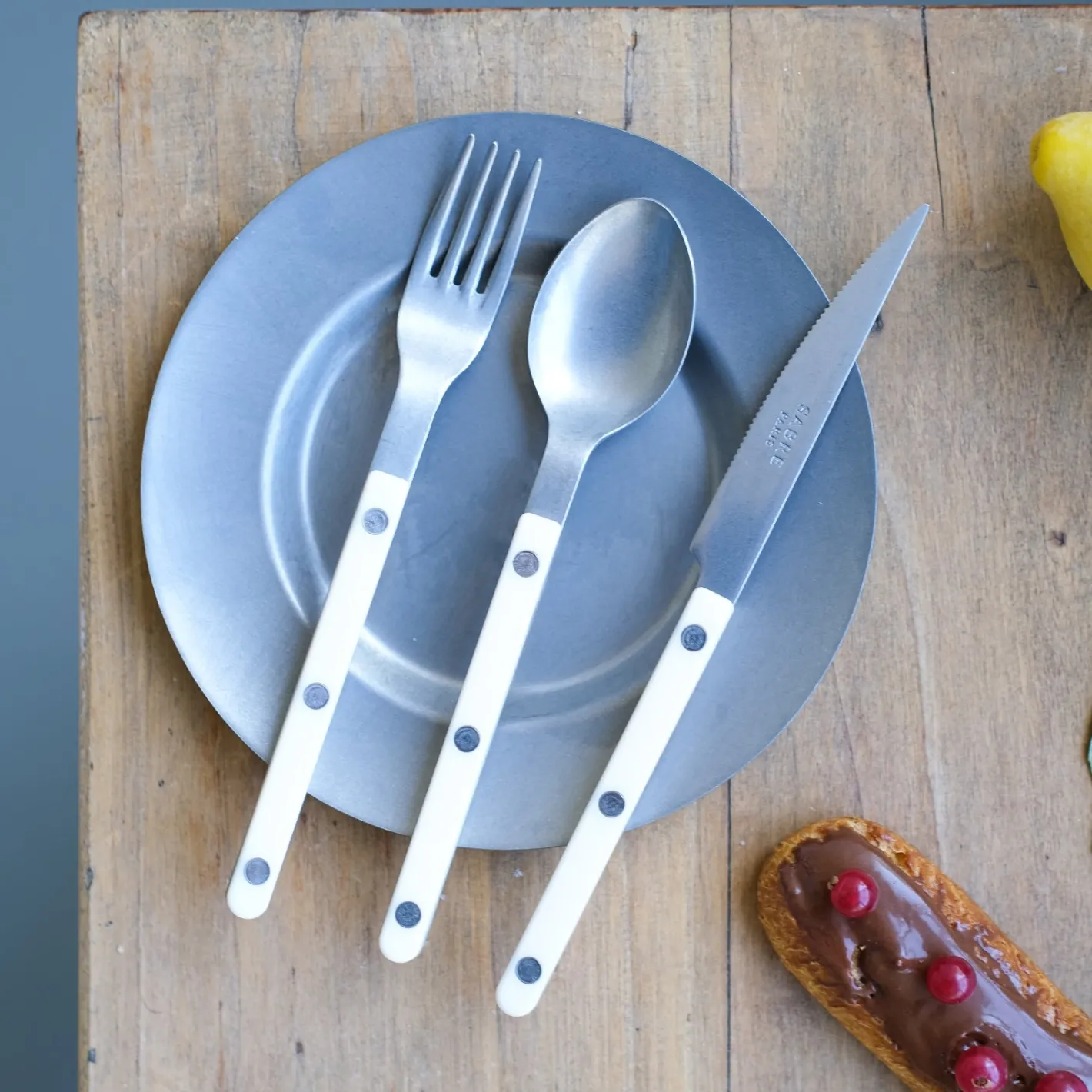 Sabre Paris Bistrot Vintage Solid, White | Salad Fork