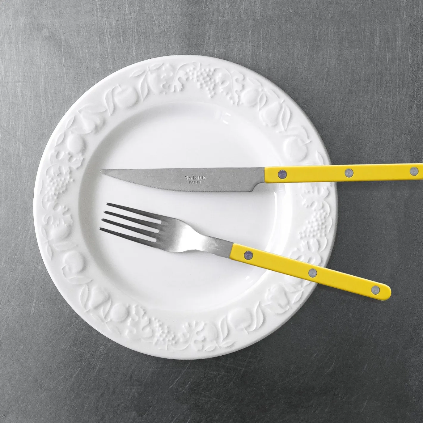 Sabre Paris Bistrot Vintage Solid, Yellow | Dinner Fork